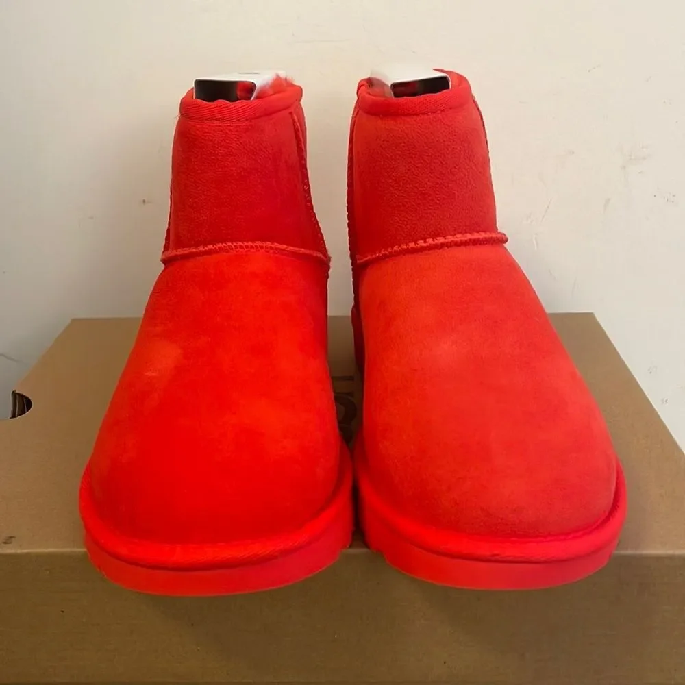 UGG Classic Mini II Boots Cherry Pie USA Women Size 6/UK 4/EU 37